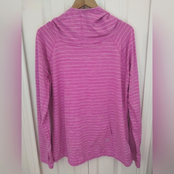 Gap Fit Womens Athletic, Hooded Moisture Wicking Breathable Pink Pullover - Picture 8 of 9